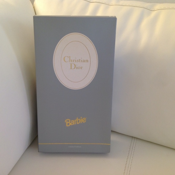 Christian Dior Mattel Barbie Doll - Picture 4 of 5